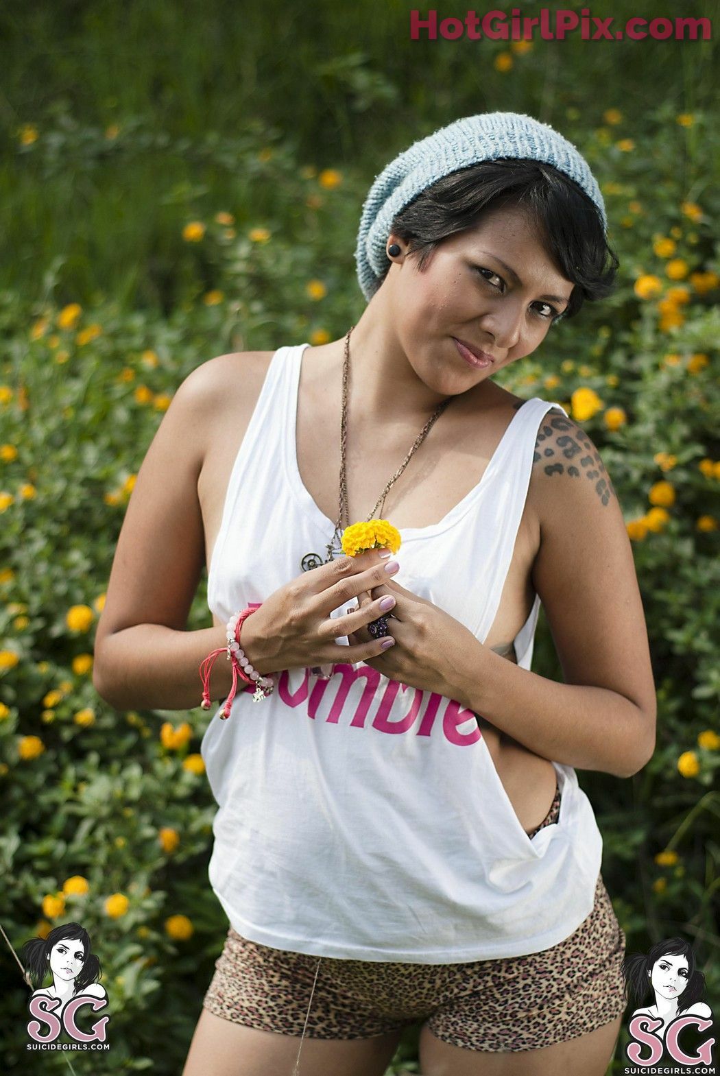 [Suicide Girls] Peligro