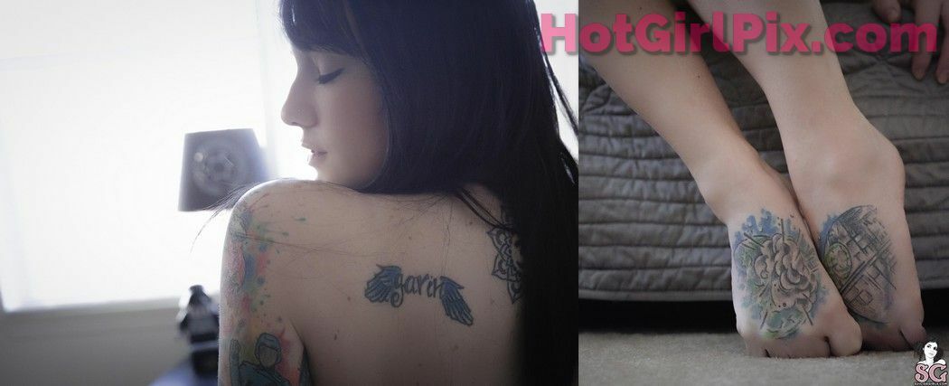 [Suicide Girls] Phecda - All Your Base