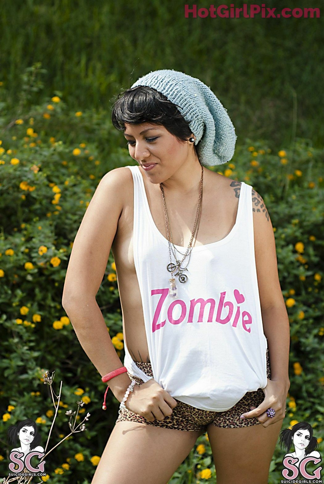 [Suicide Girls] Peligro