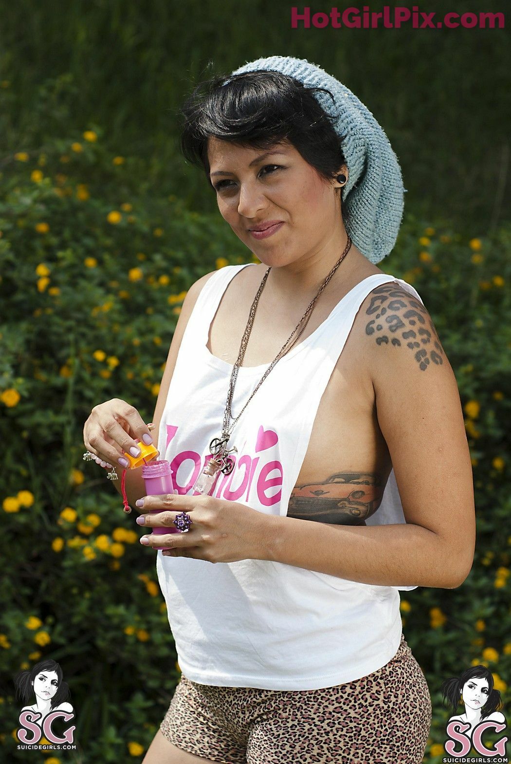 [Suicide Girls] Peligro
