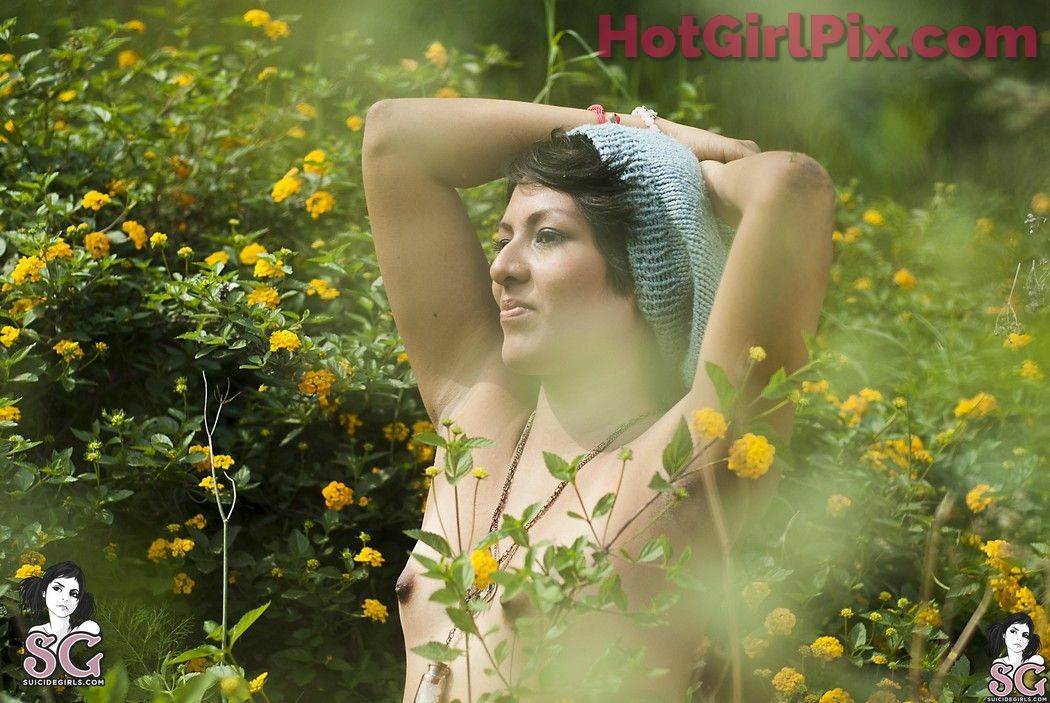 [Suicide Girls] Peligro