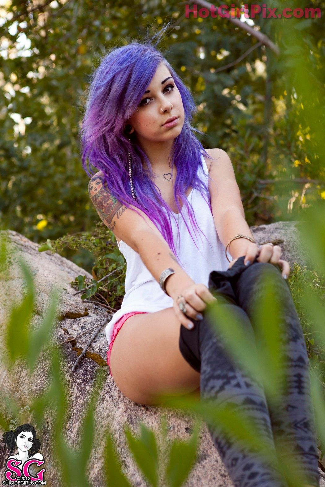 [Suicide Girls] Plum - Forest Shine