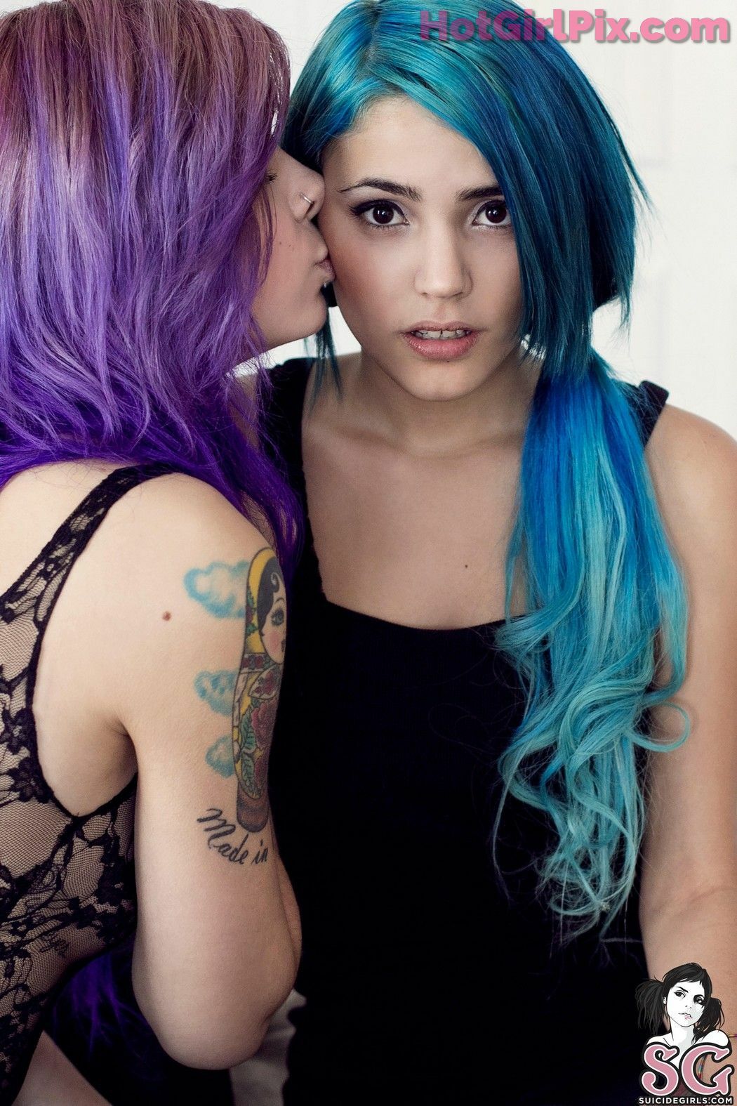 [Suicide Girls] plum & Mendacia - Lets Date