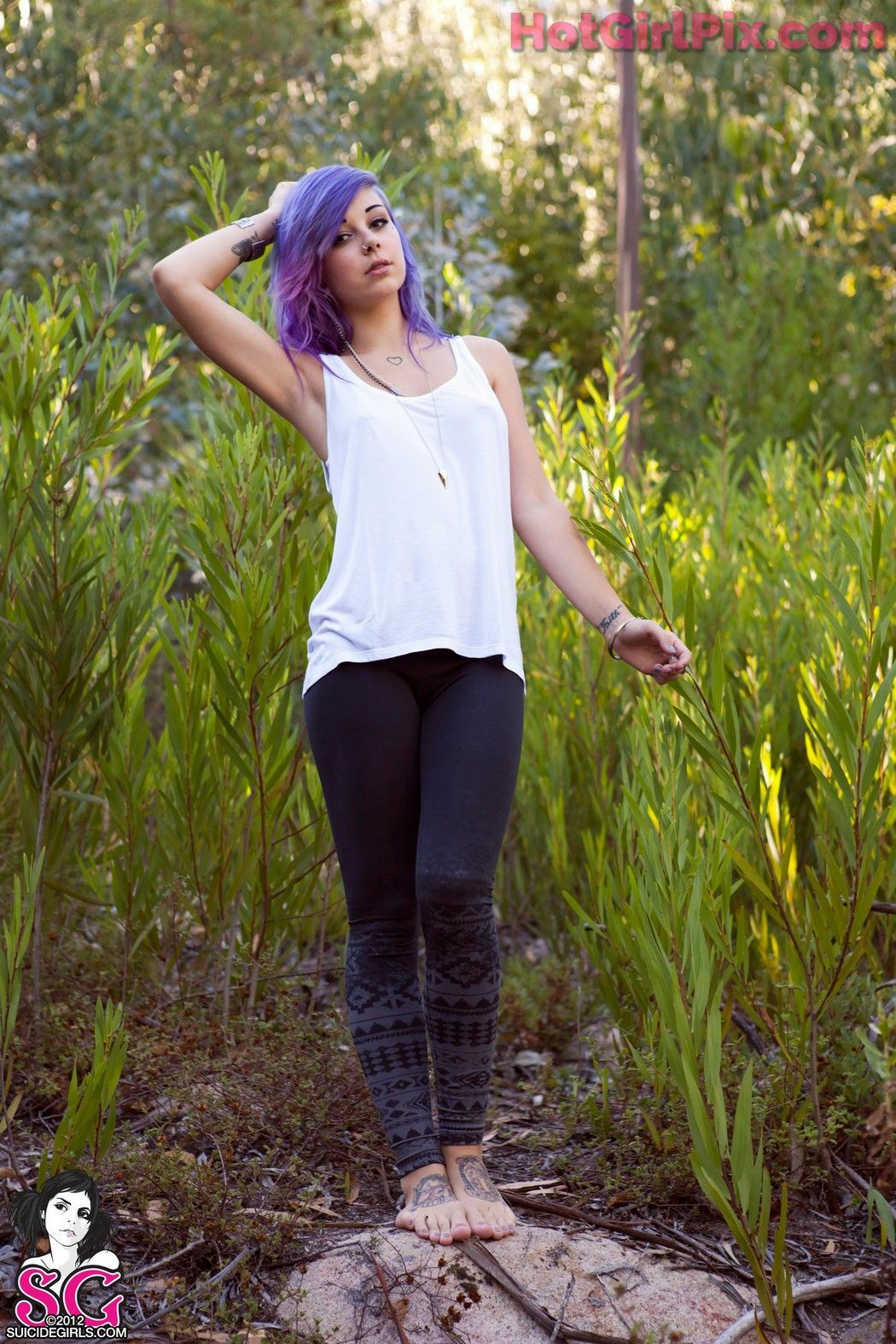 [Suicide Girls] Plum - Forest Shine