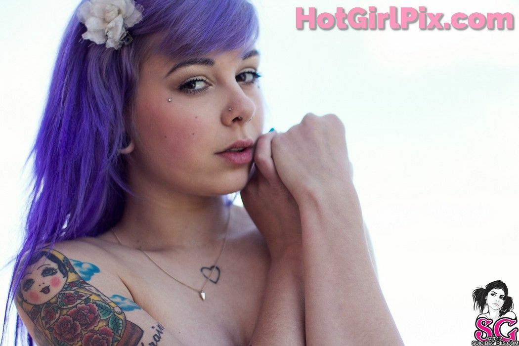[Suicide Girls] Plum - Howling Owl