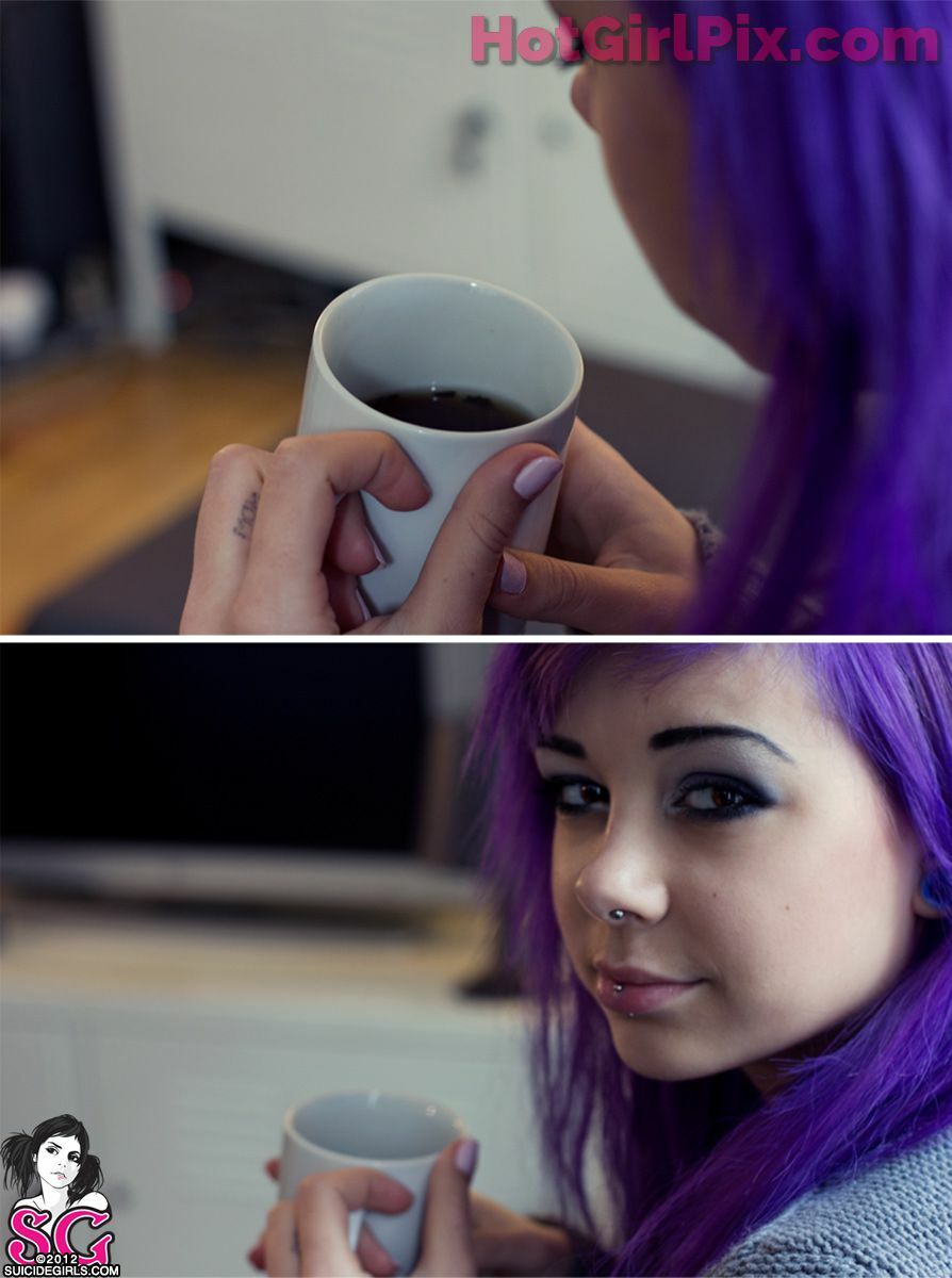 [Suicide Girls] Plum - Violet Poison