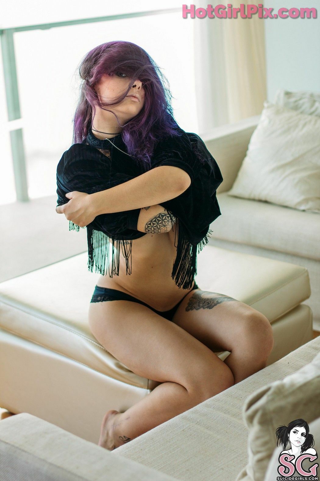 [Suicide Girls] Plum - Goth Wino