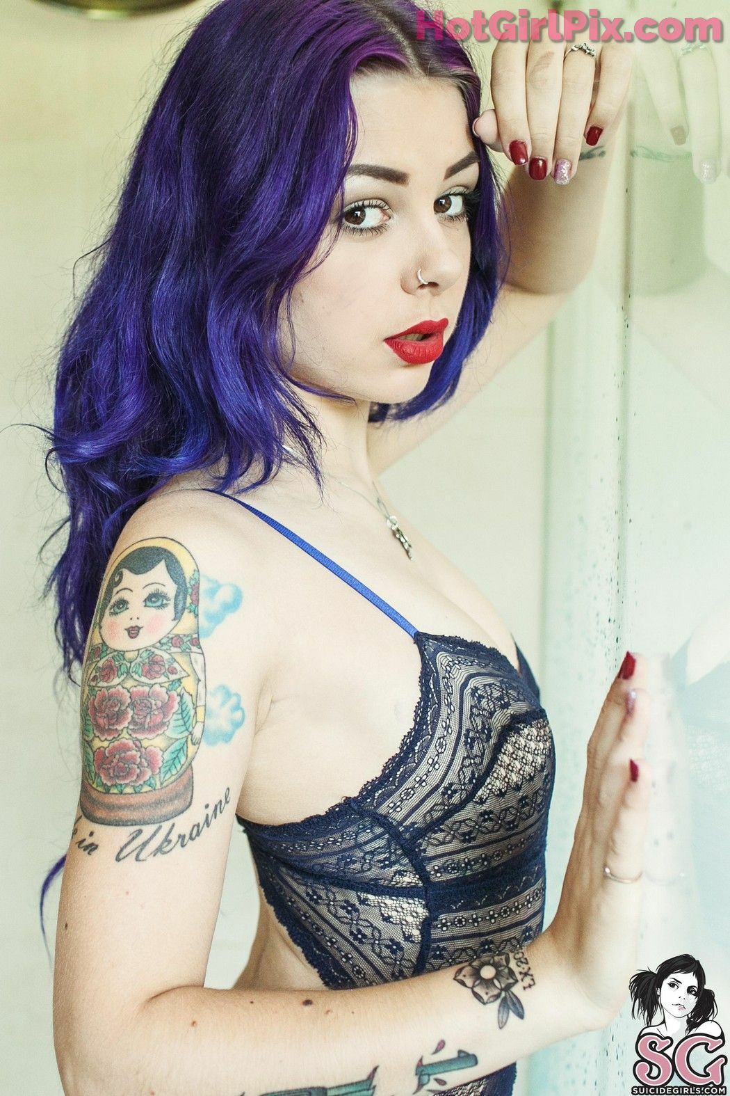 [Suicide Girls] plum - Velvet Stream