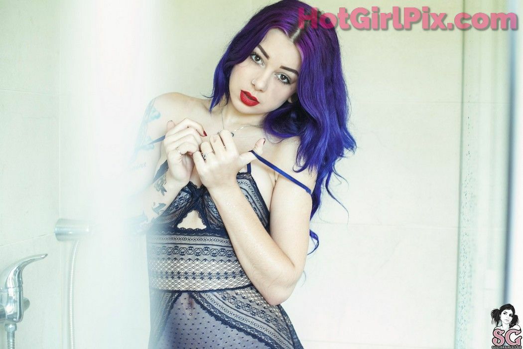 [Suicide Girls] plum - Velvet Stream