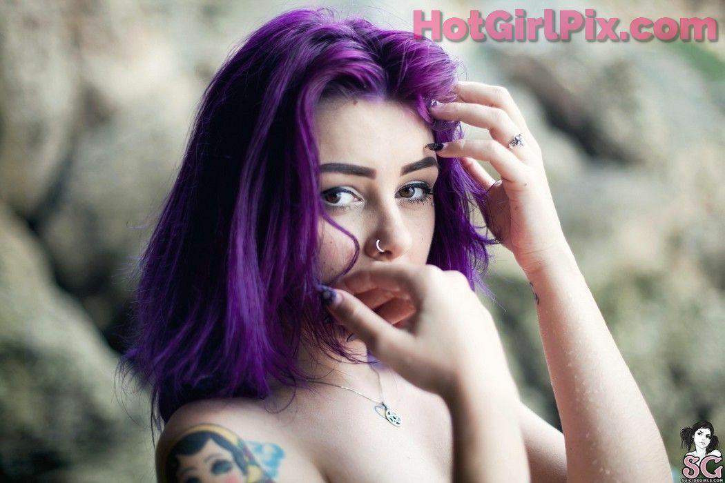 [Suicide Girls] Plum - Winterfell