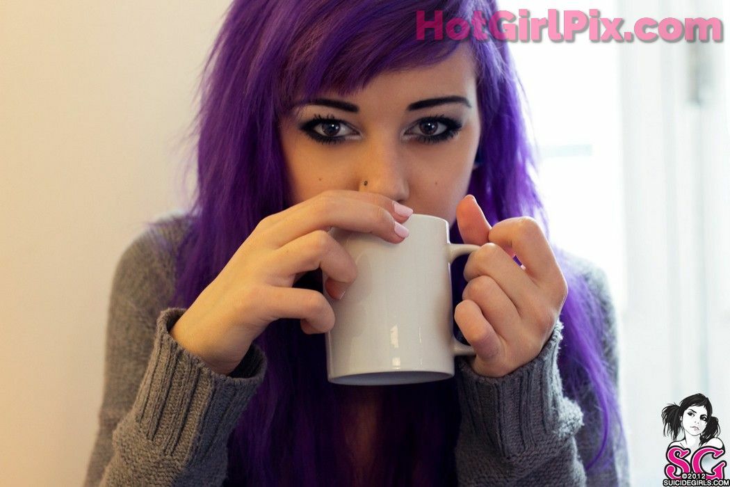 [Suicide Girls] Plum - Violet Poison