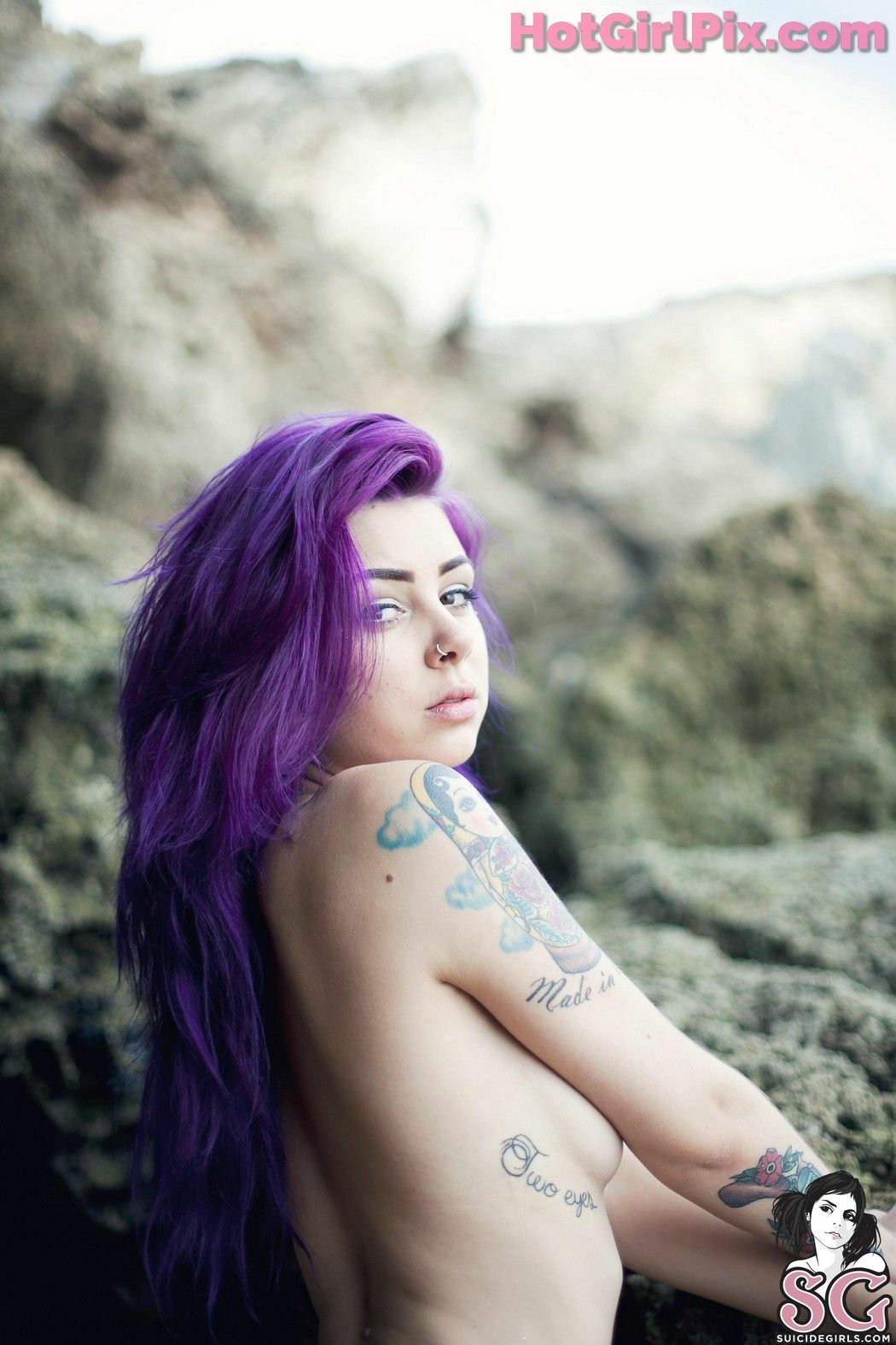 [Suicide Girls] Plum - Winterfell