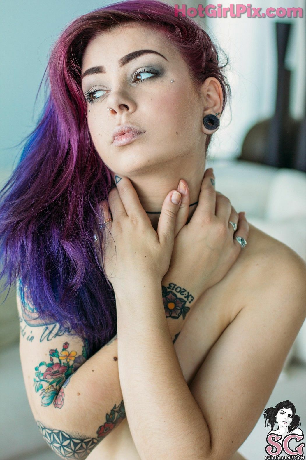 [Suicide Girls] Plum - Goth Wino