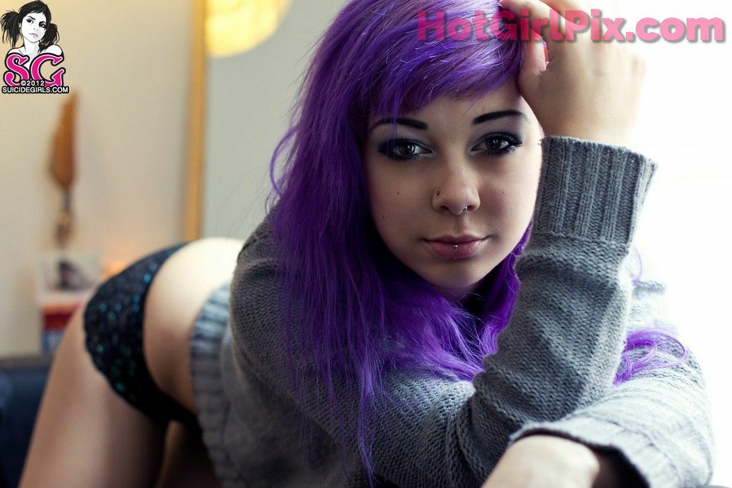 [Suicide Girls] Plum - Violet Poison