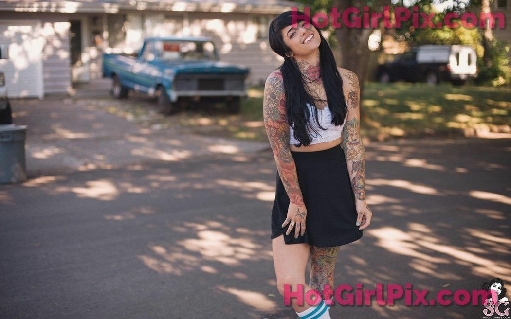 [Suicide Girls] Radeo - Lolly