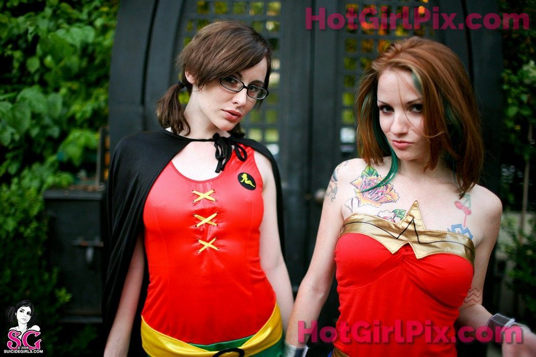 [Suicide Girls] Quinne - Trick or Treat