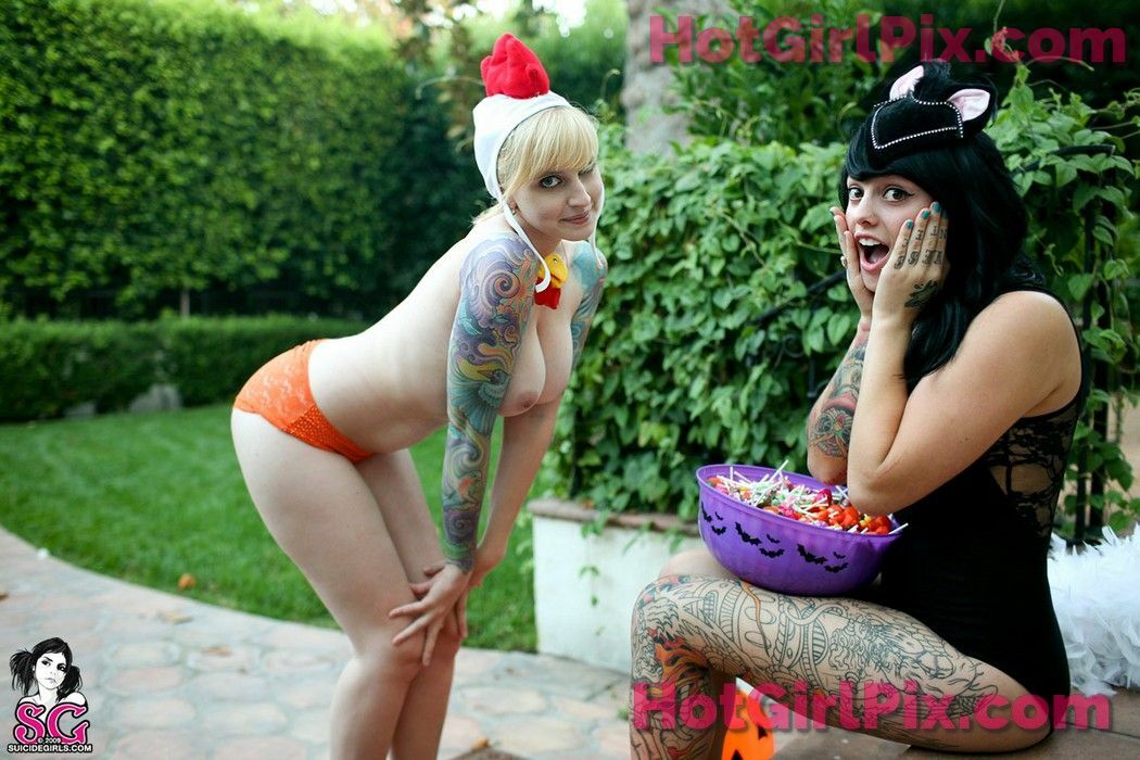 [Suicide Girls] Quinne - Trick or Treat