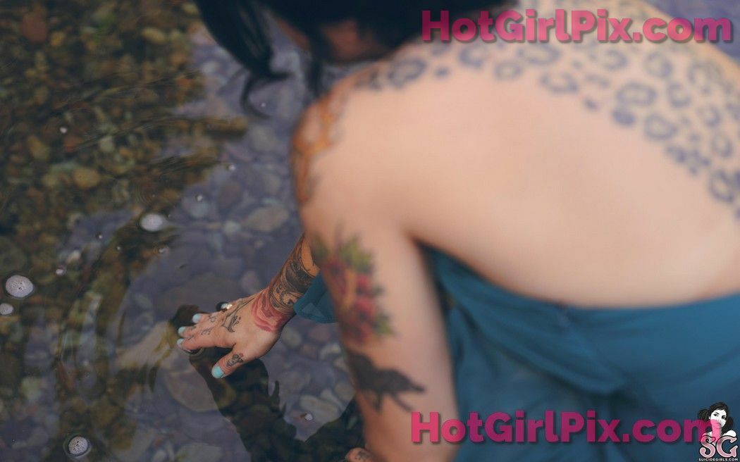 [Suicide Girls] Radeo - Tusk