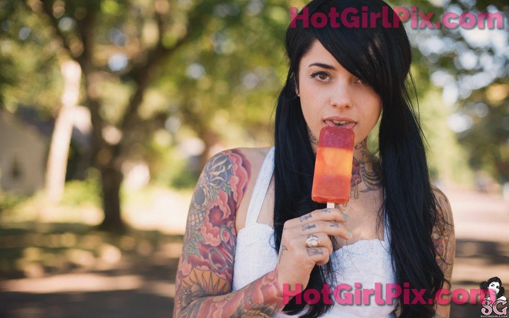 [Suicide Girls] Radeo - Lolly