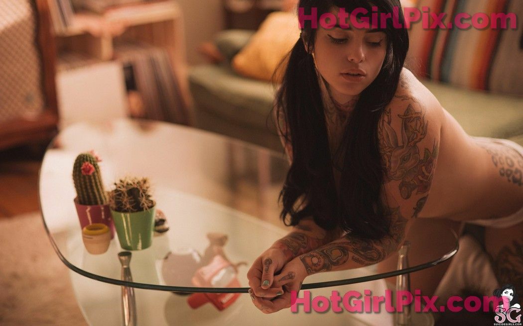 [Suicide Girls] Radeo - Lolly