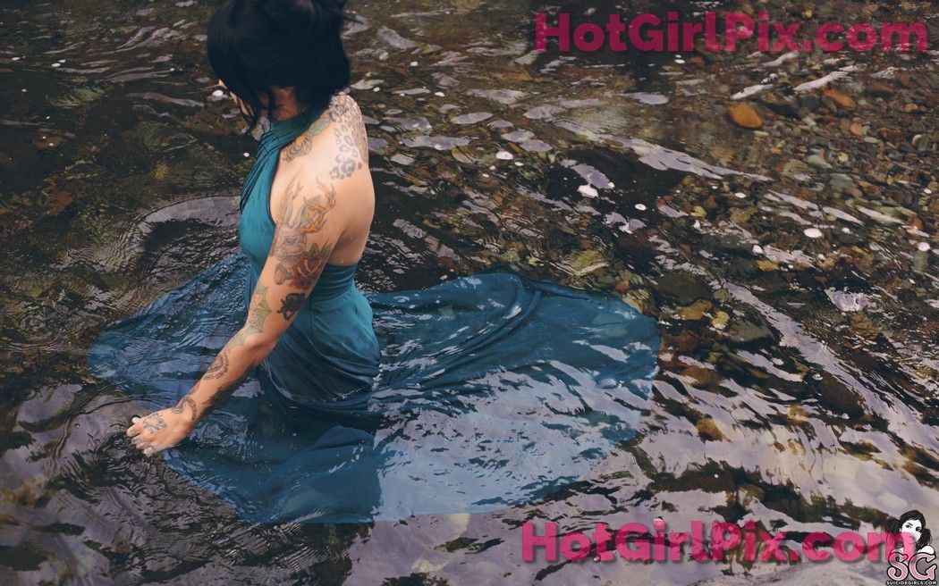[Suicide Girls] Radeo - Tusk