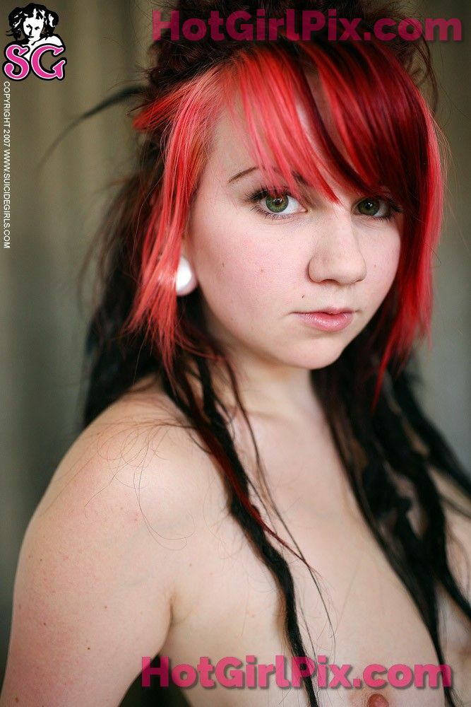 [Suicide Girls] Quinne - Warm Morning Cover Photo