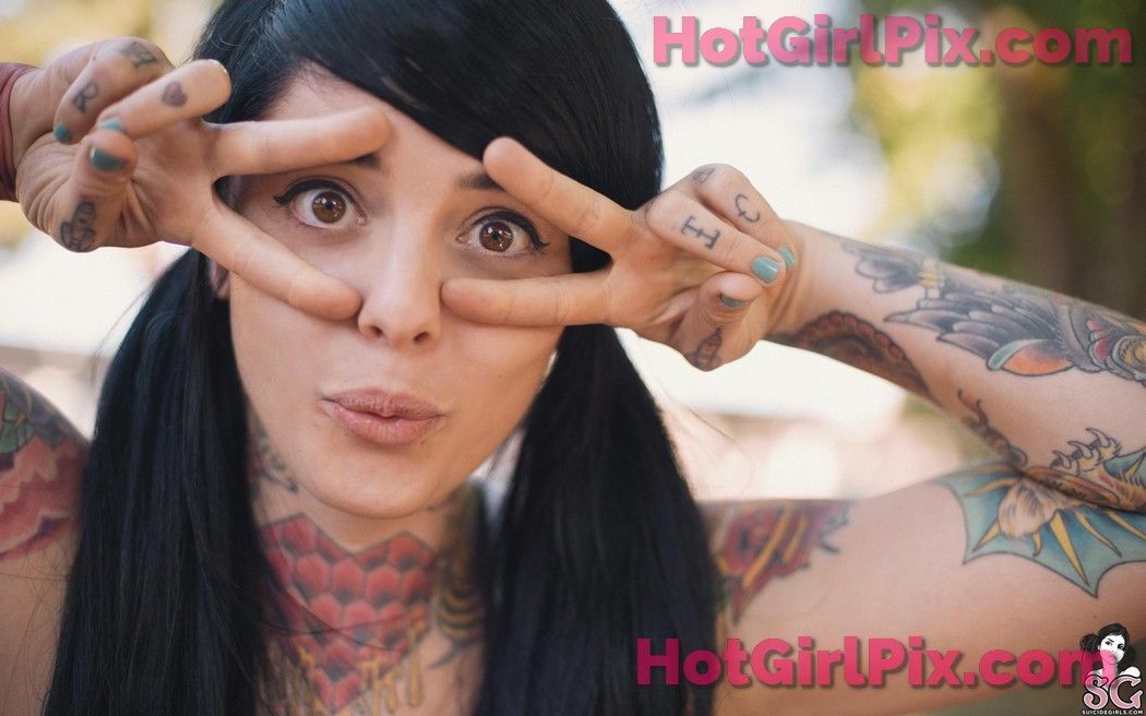 [Suicide Girls] Radeo - Lolly