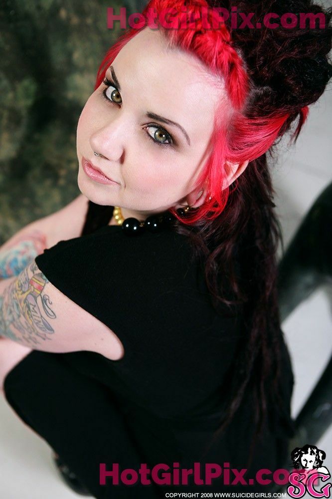 [Suicide Girls] Quinne - The Shrine Cover Photo