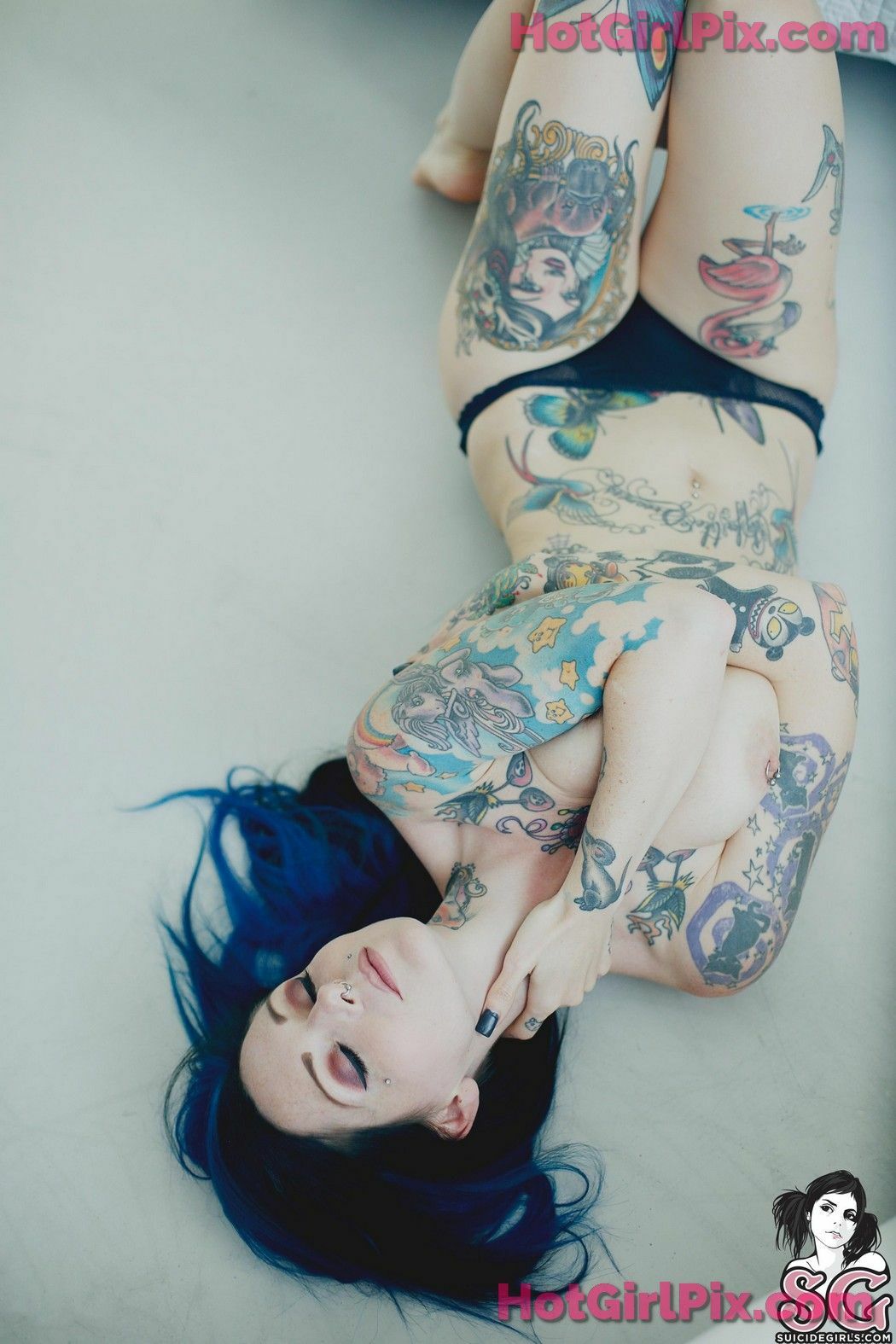 [Suicide Girls] Riae - Blue
