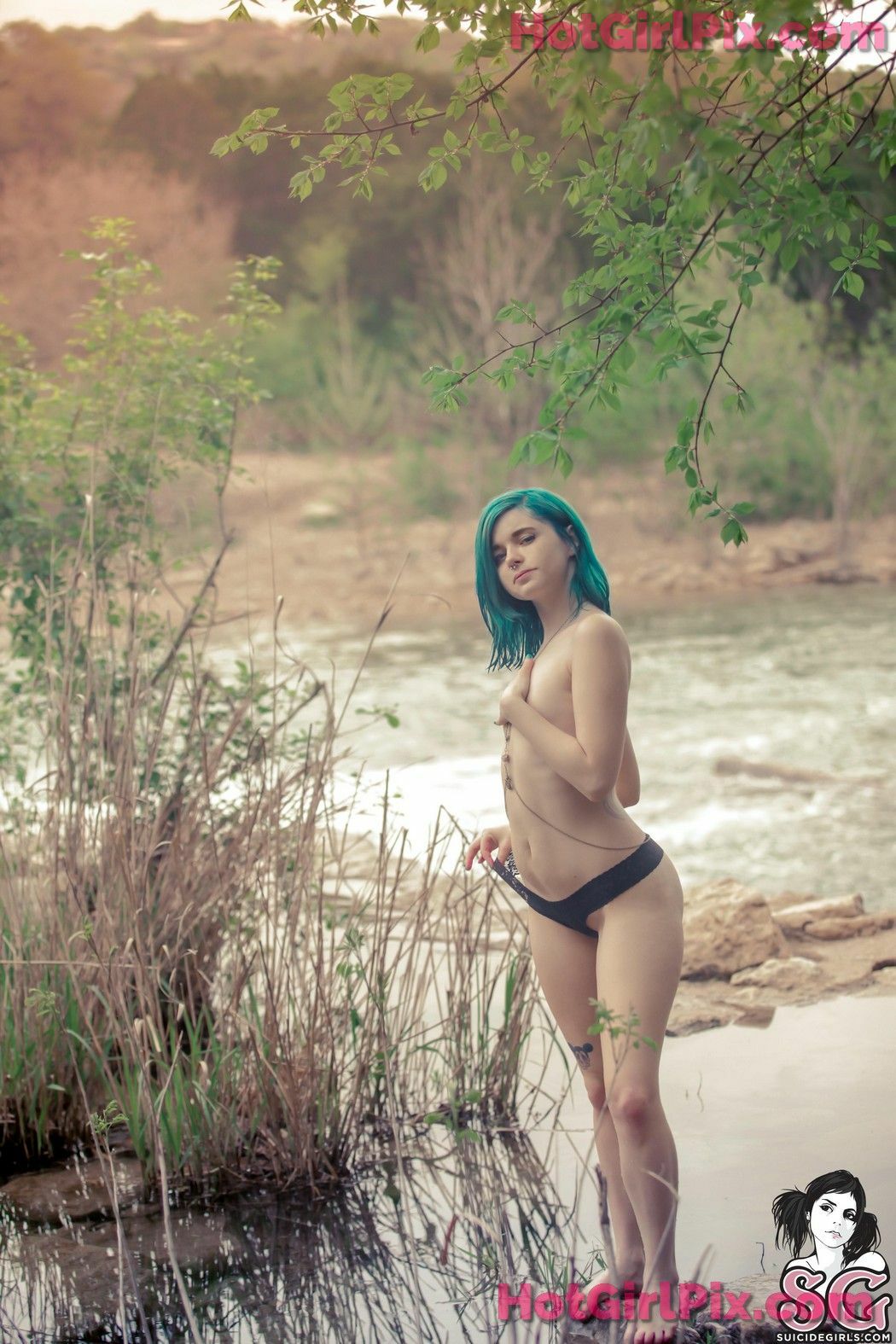 [Suicide Girls] Ramen - La Sirena