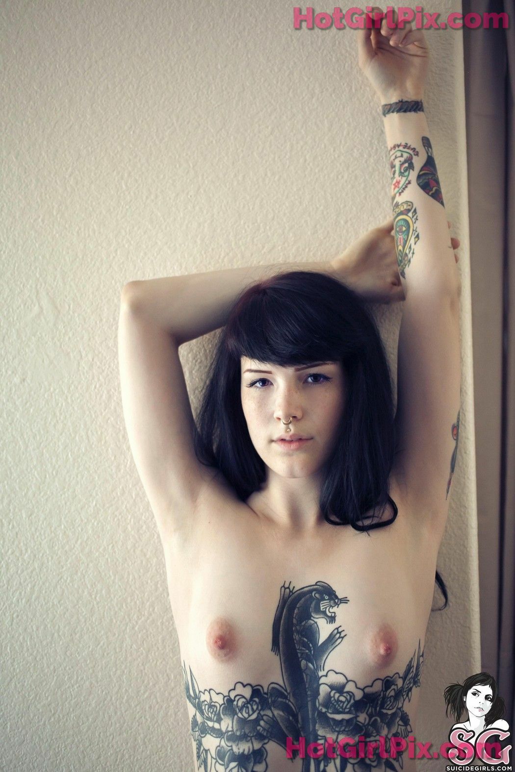 [Suicide Girls] Raleigh - Austere Nature