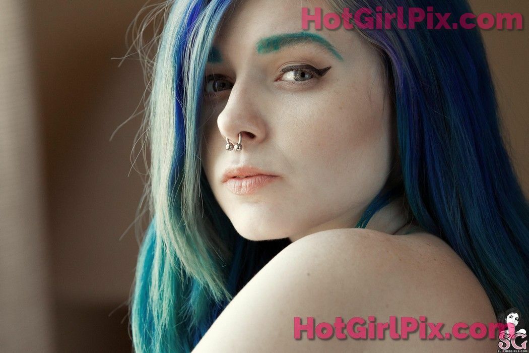 [Suicide Girls] Ramen - Silk Dreams