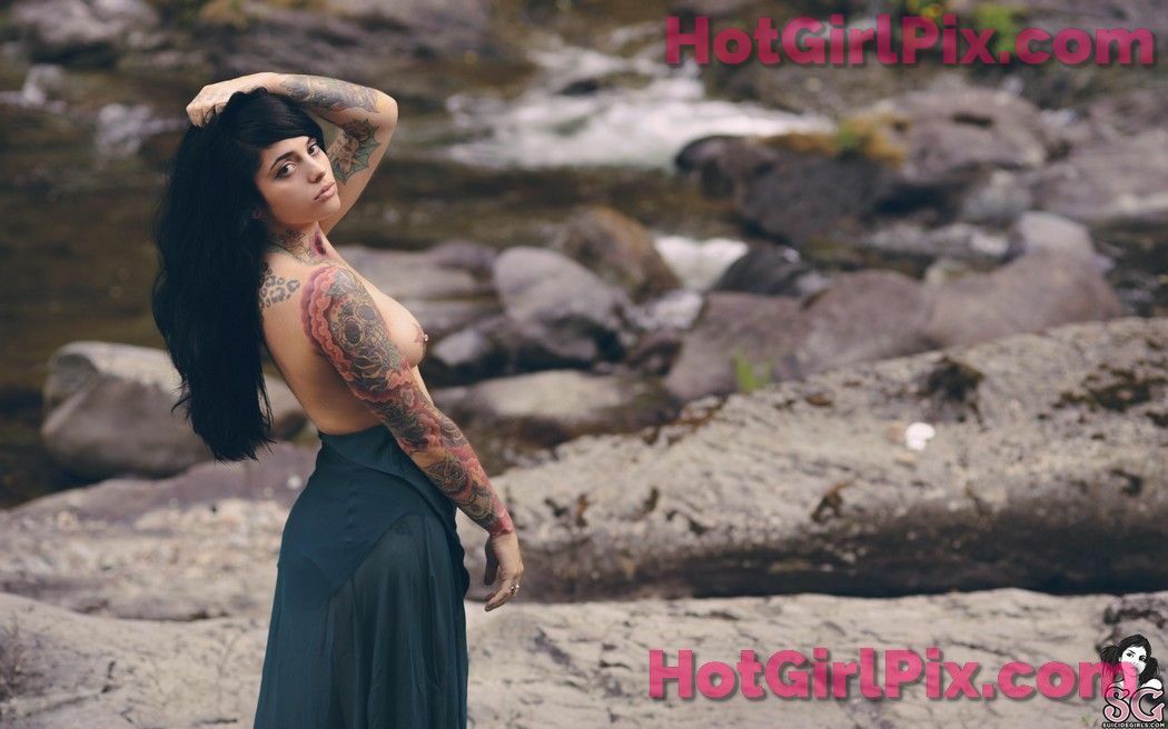 [Suicide Girls] Radeo - Tusk