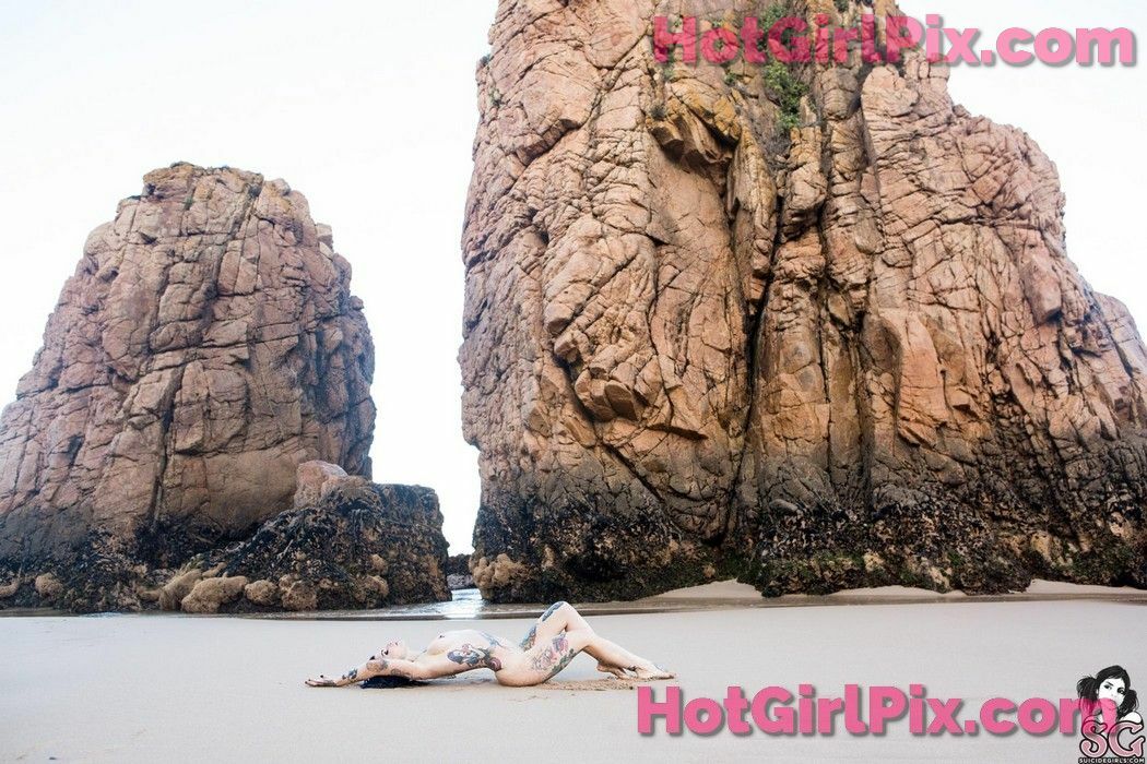 [Suicide Girls] Riae - Rising From the Waves Cover Photo