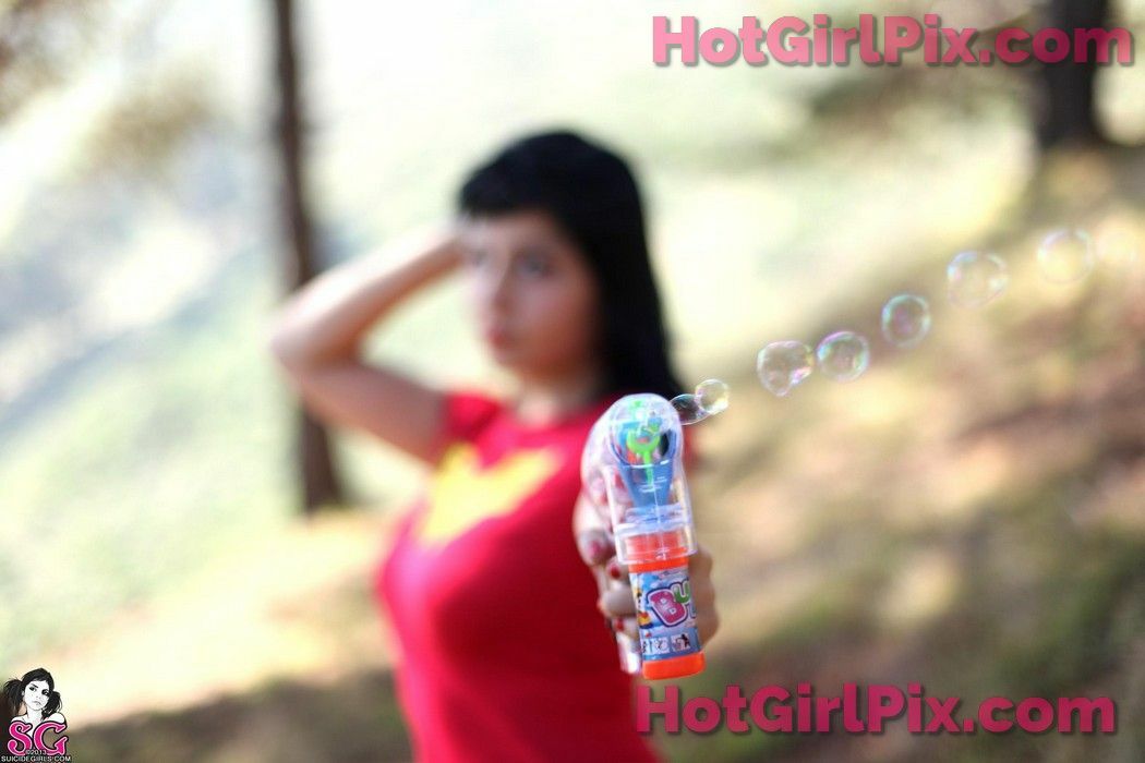 [Suicide Girls] Rhaven - Bubble Attack