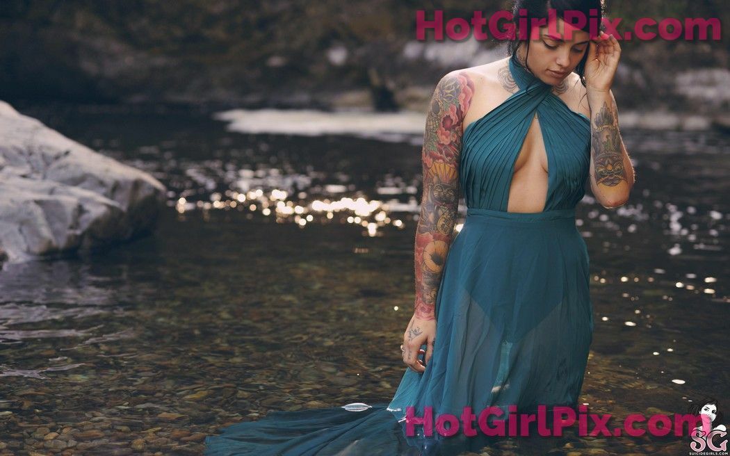 [Suicide Girls] Radeo - Tusk
