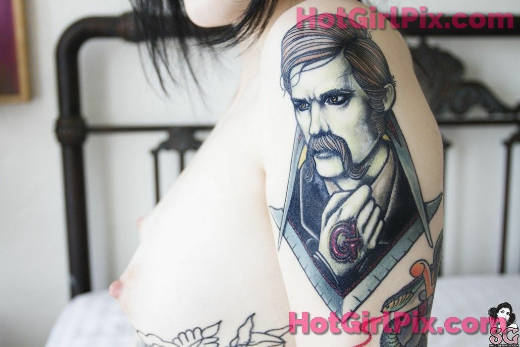 [Suicide Girls] Raleigh - Son of the Morning