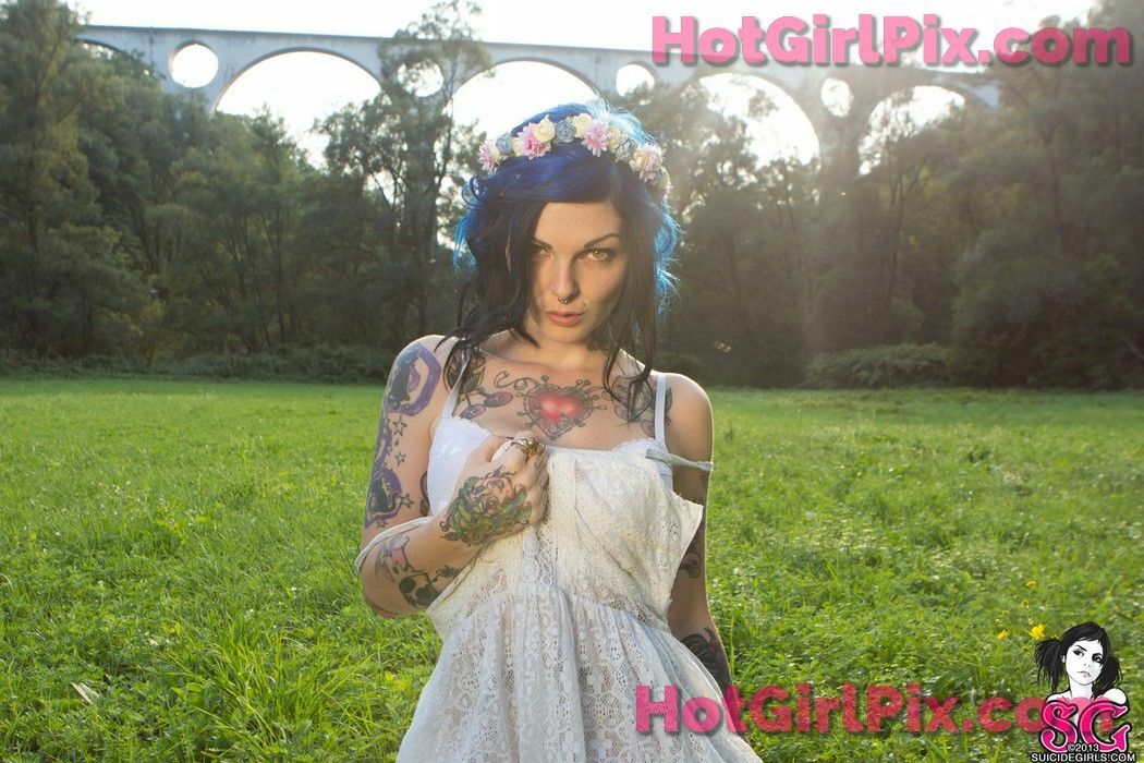 [Suicide Girls] Riae - Spring Equinox