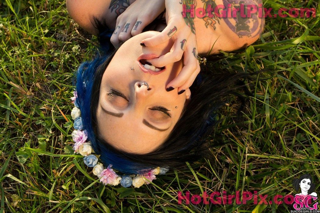 [Suicide Girls] Riae - Spring Equinox