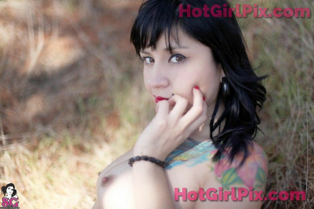 [Suicide Girls] Rhaven - Bubble Attack