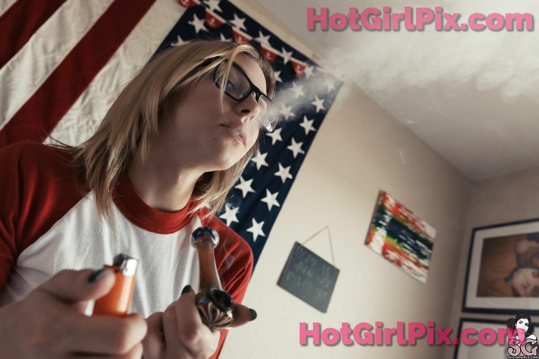 [Suicide Girls] Sabbbre - America, Fuck Yeah