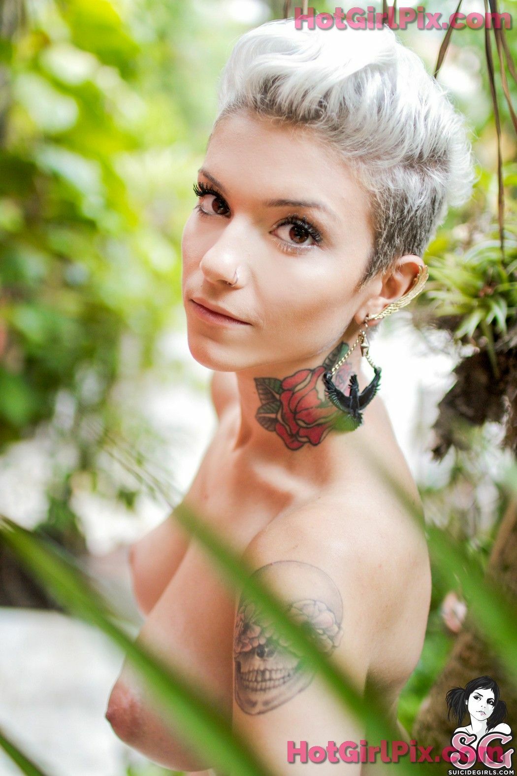 [Suicide Girls] Sab - Who's Bad