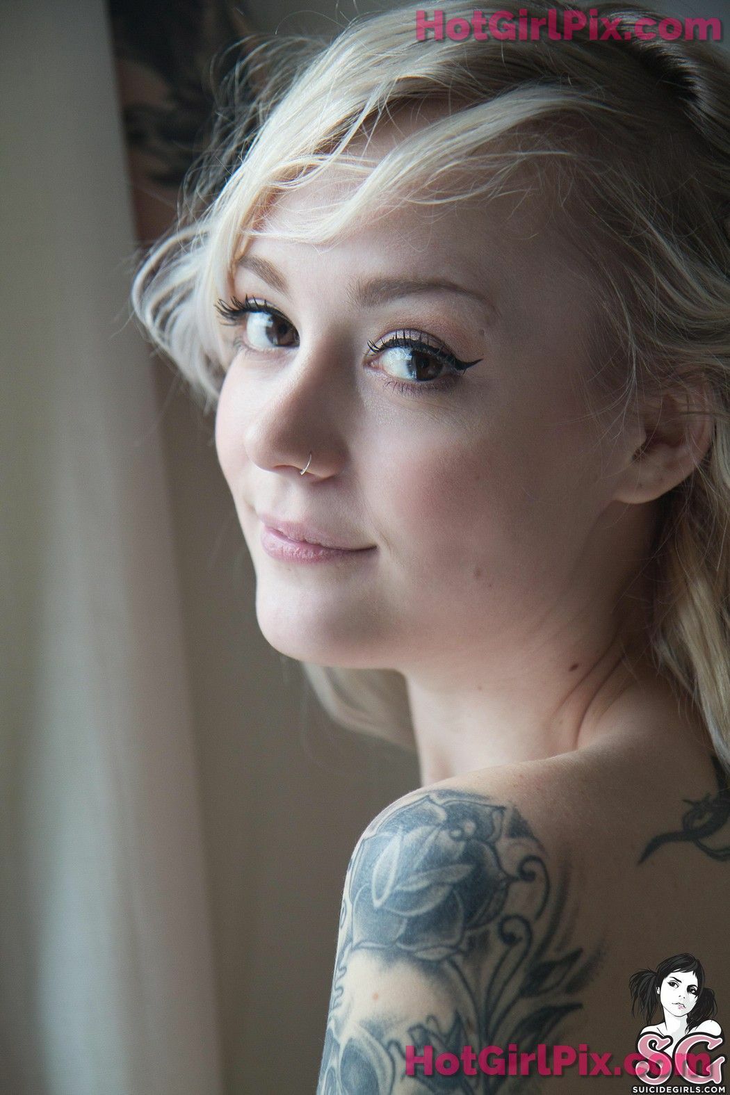 [Suicide Girls] Rosemo - Little Mona Lisa