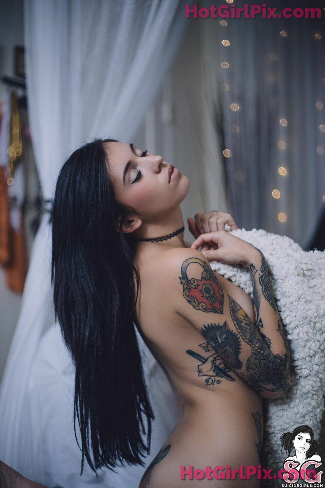 [Suicide Girls] PetiteMarie - La Petite Mort
