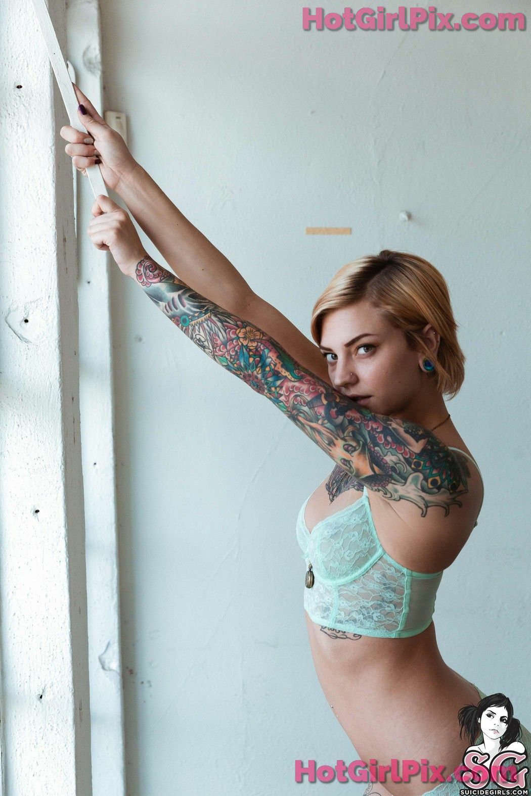 [Suicide Girls] Sabbbre - Glass Houses