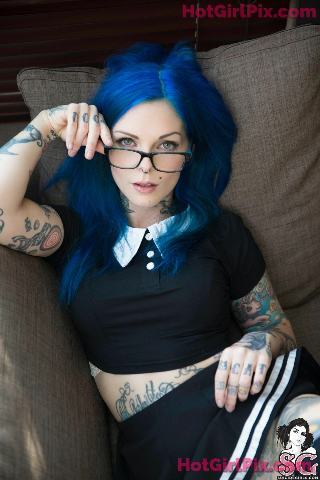 [Suicide Girls] Riae - The Theory of Riaelativity