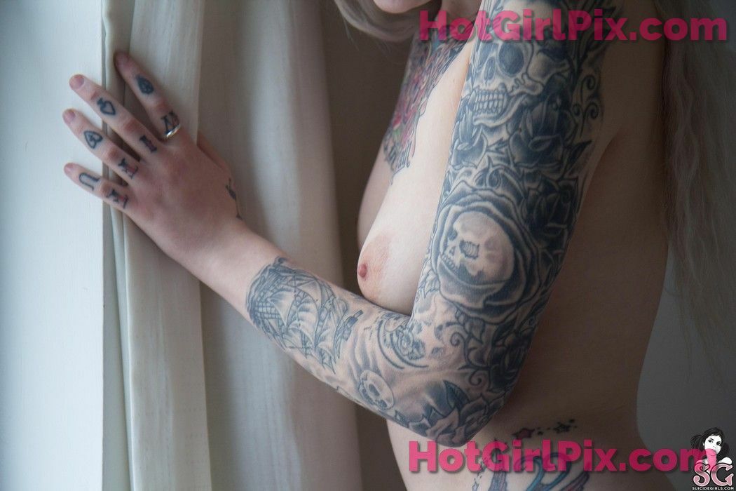 [Suicide Girls] Rosemo - Little Mona Lisa