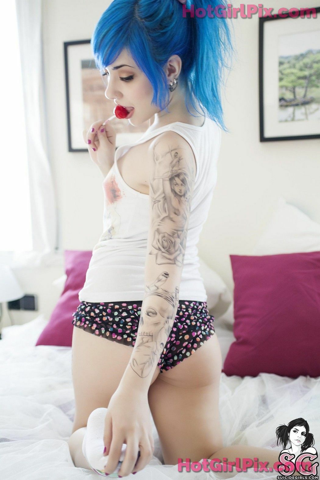 [Suicide Girls] Saria - Candylicious