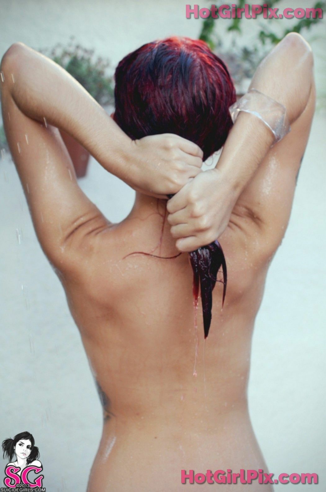 [Suicide Girls] Saria - Beat The Heat