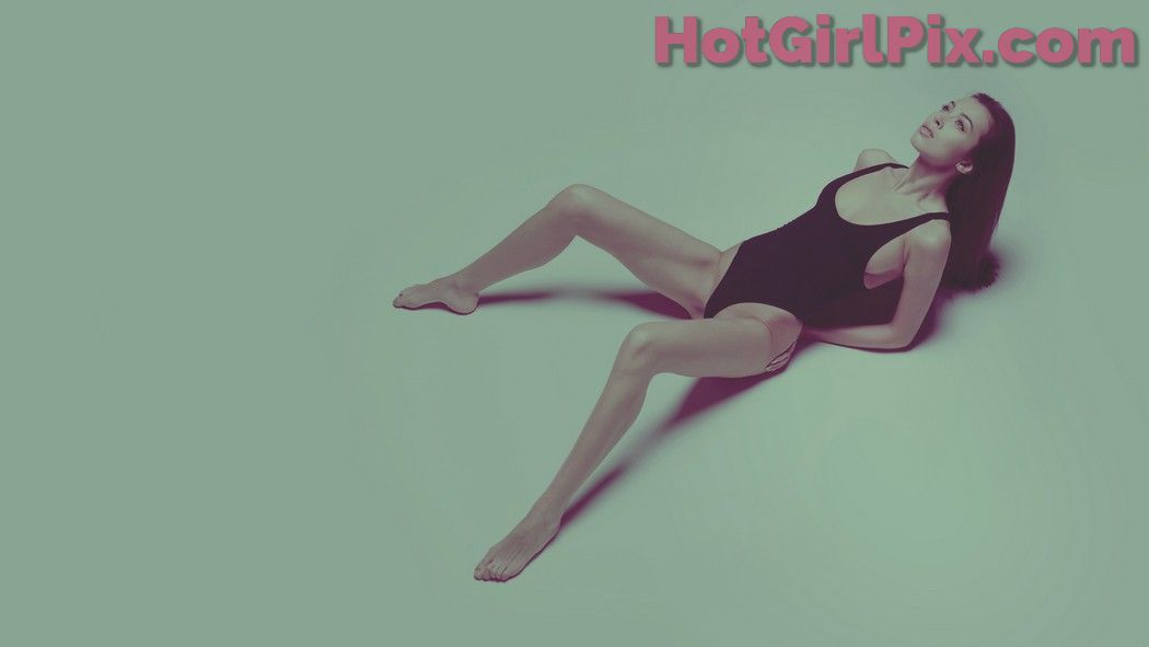 [Suicide Girls] Multiple-girl pack 2